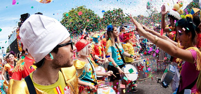 Instagram e Facebook para o Carnaval